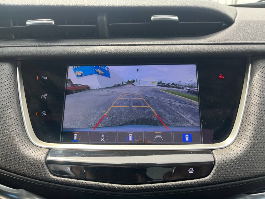Used 2023 Cadillac XT5 Premium Luxury w/ Technology Package AWD/4WD image 16