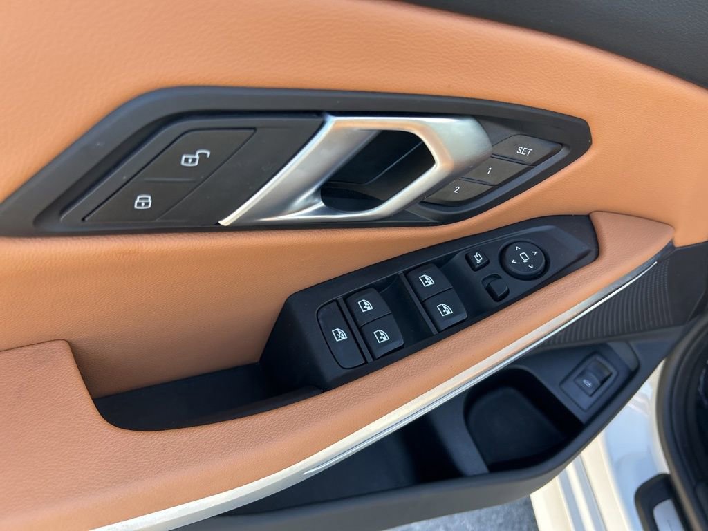 Used 2025 BMW 330i xDrive Sedan image 37