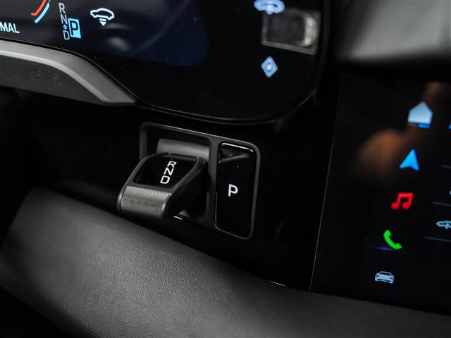 New 2026 Porsche Taycan 4 Cross Turismo AWD/4WD image 23
