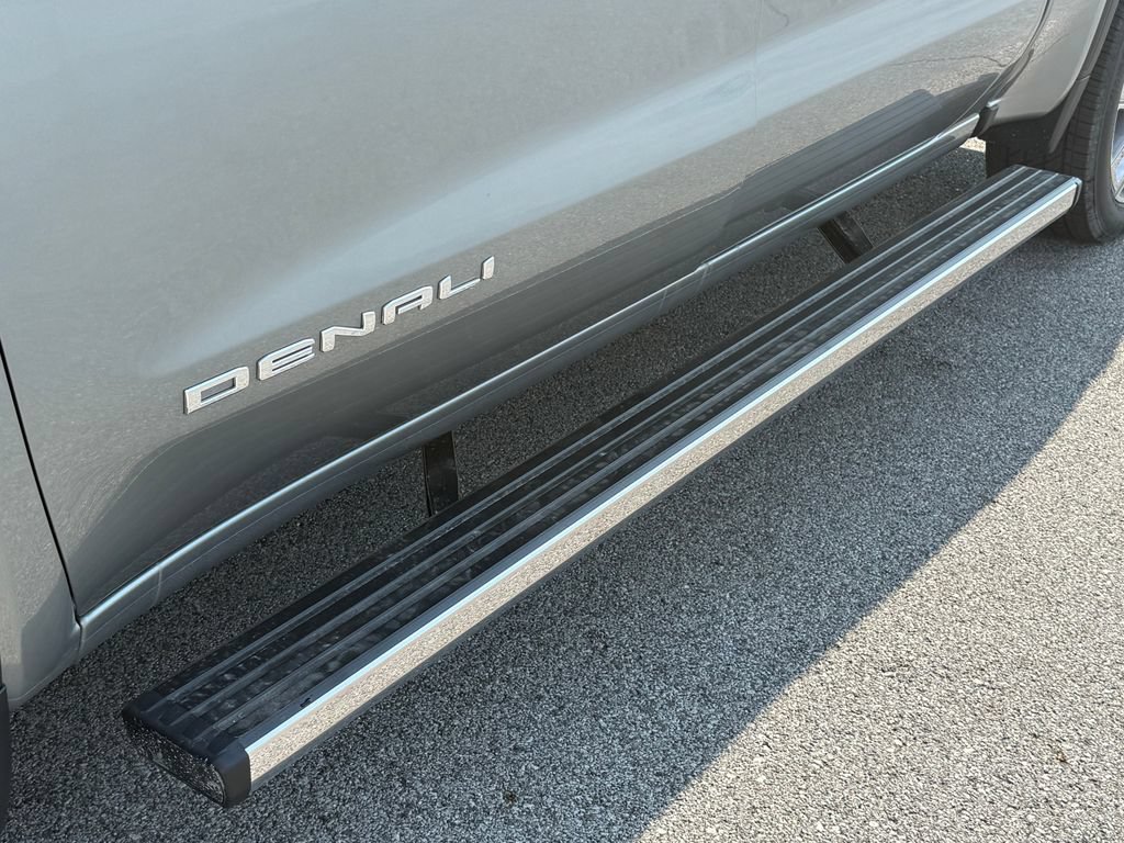 New 2026 GMC Sierra 1500 Denali AWD/4WD image 13