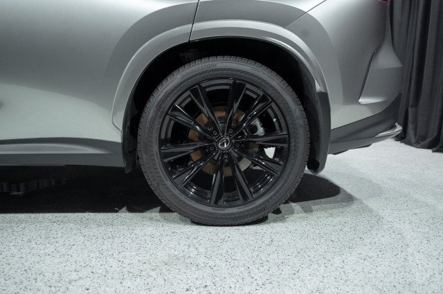Used 2025 Lexus NX 350 F Sport AWD/4WD image 7