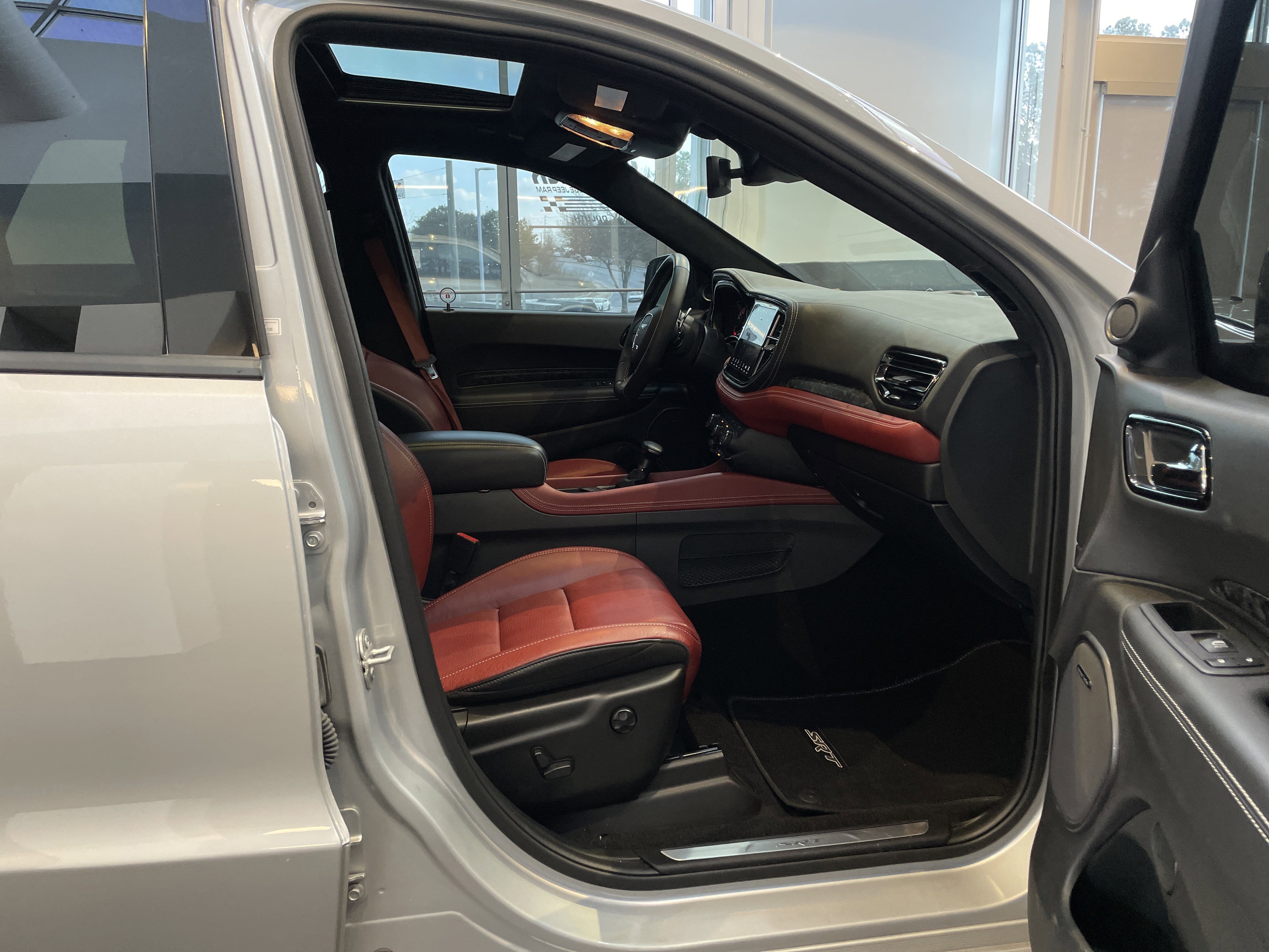 Used 2023 Dodge Durango SRT image 40