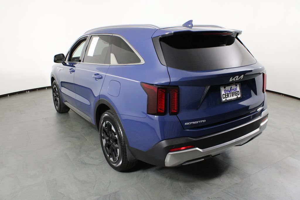 Used 2025 Kia Sorento S w/ Panoramic Sunroof Package FWD image 15