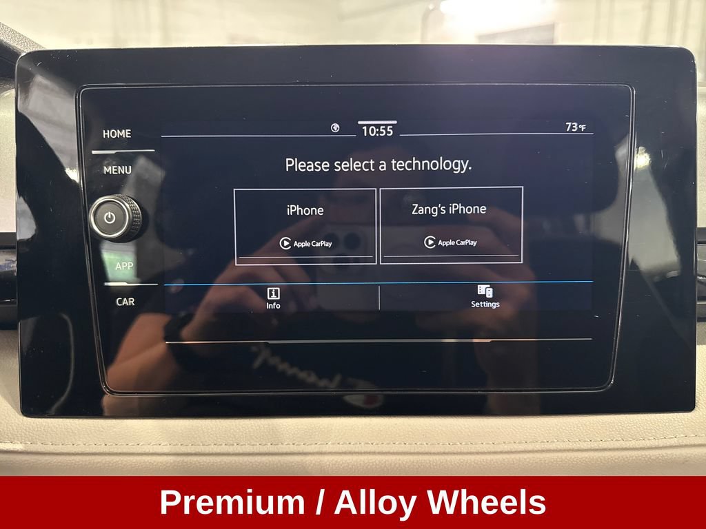 Used 2025 Volkswagen Taos S FWD image 13