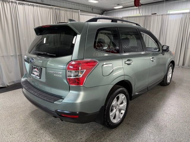 Used 2016 Subaru Forester 2.5i Limited AWD/4WD image 4