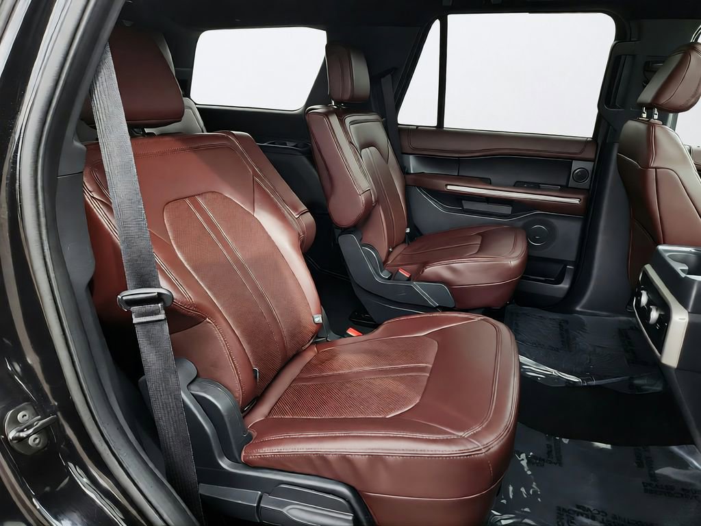 Used 2024 Ford Expedition Limited AWD/4WD image 17