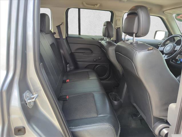 Used 2017 Jeep Patriot Sport image 16