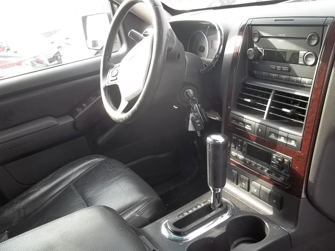 Used 2006 Ford Explorer Limited AWD/4WD image 7