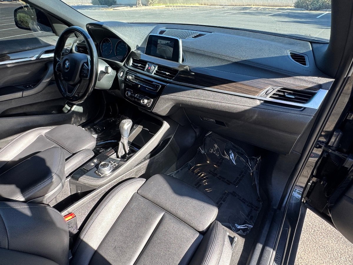 Used 2018 BMW X2 sDrive28i w/ Convenience Package FWD image 12