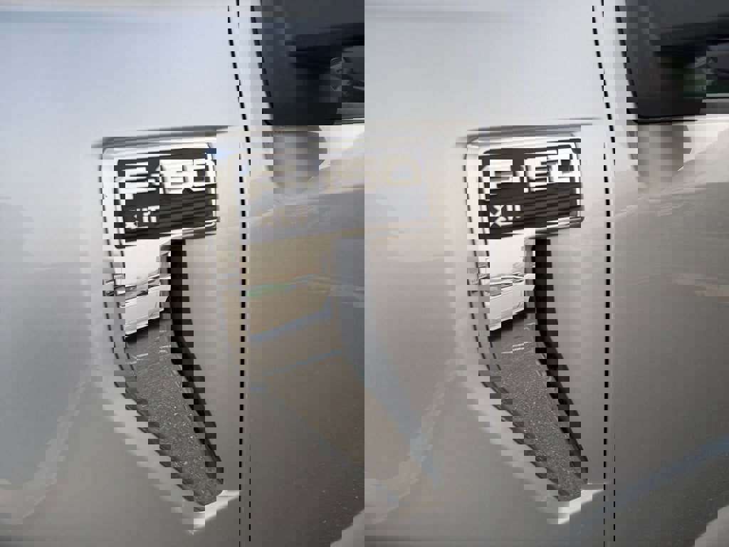 Used 2024 Ford F150 XLT w/ Mobile Office Package image 3