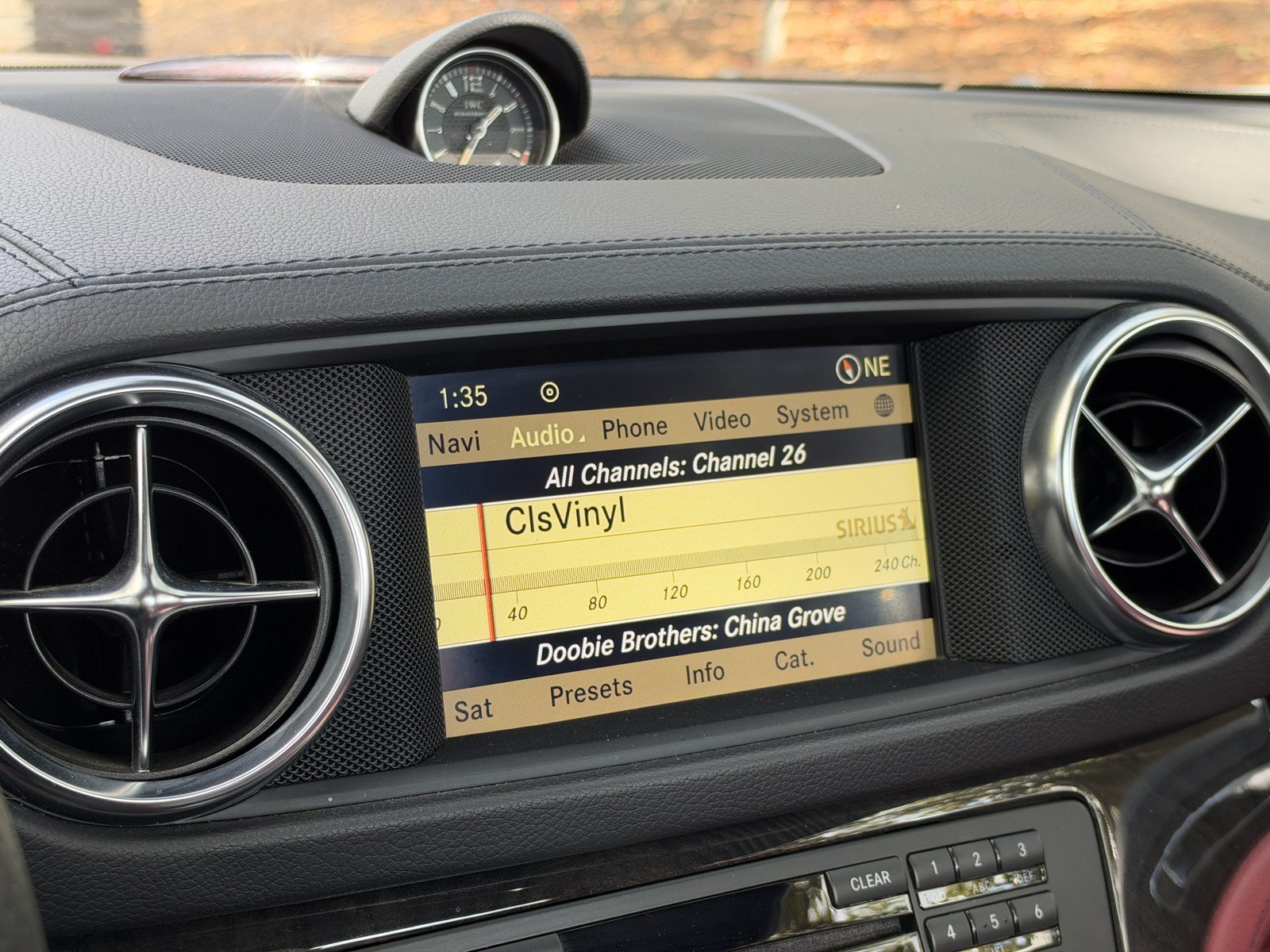 Used 2013 Mercedes-Benz SL 63 AMG image 22