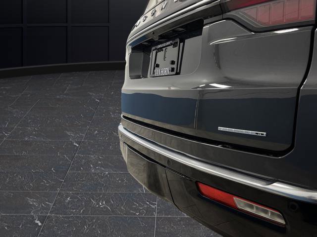 Used 2023 Jeep Wagoneer Series II w/ Premium Group I image 37