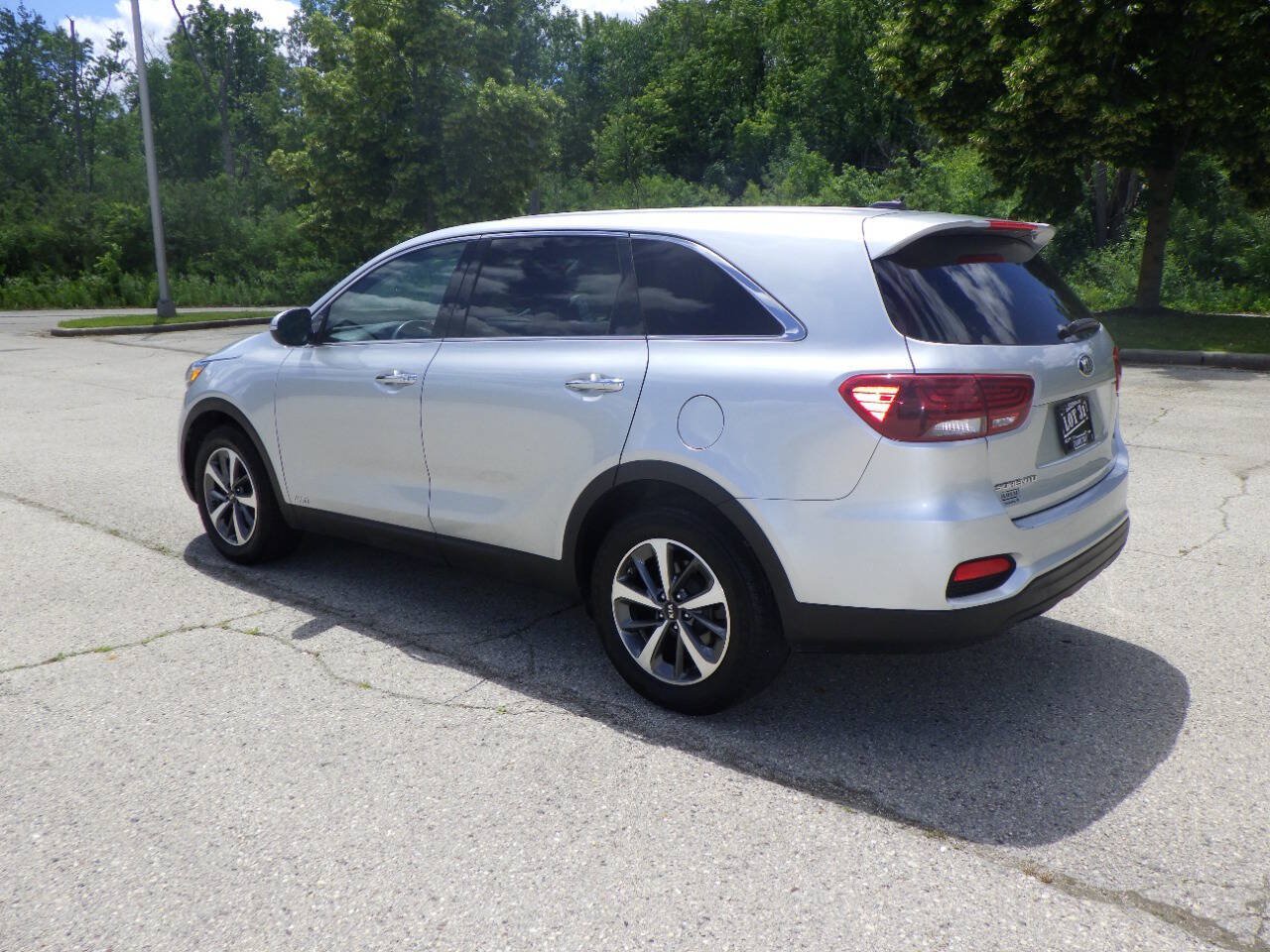 Used 2020 Kia Sorento AWD V6 image 3