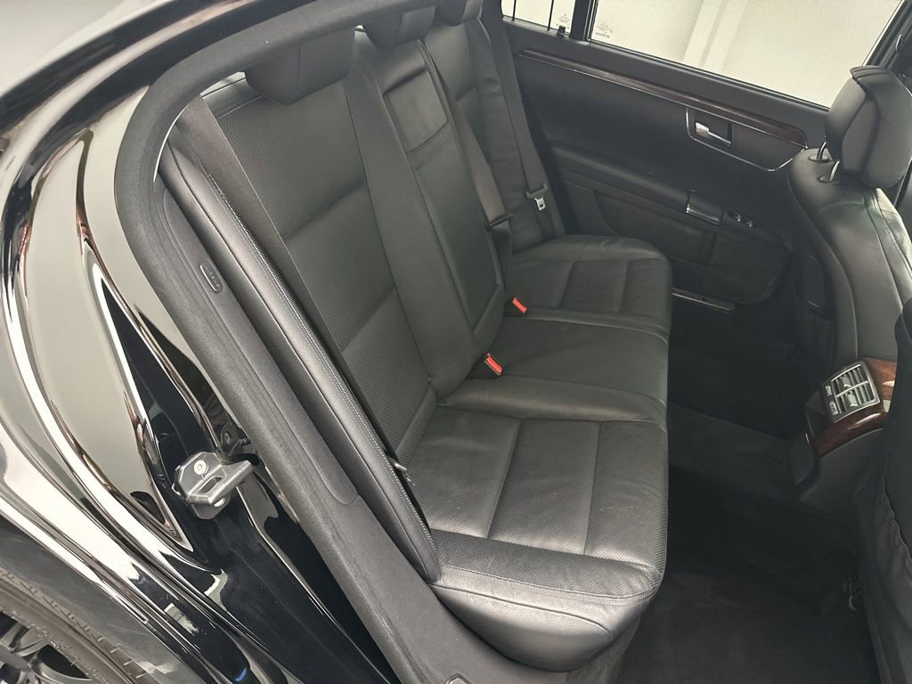 Used 2013 Mercedes-Benz S 550 4MATIC image 11