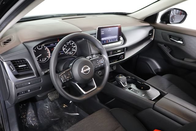 Used 2023 Nissan Rogue SV FWD image 23