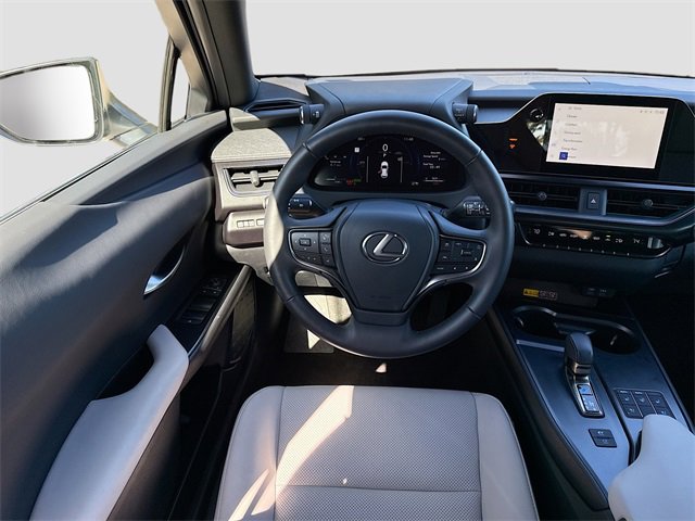 Used 2025 Lexus UX 300h FWD image 17
