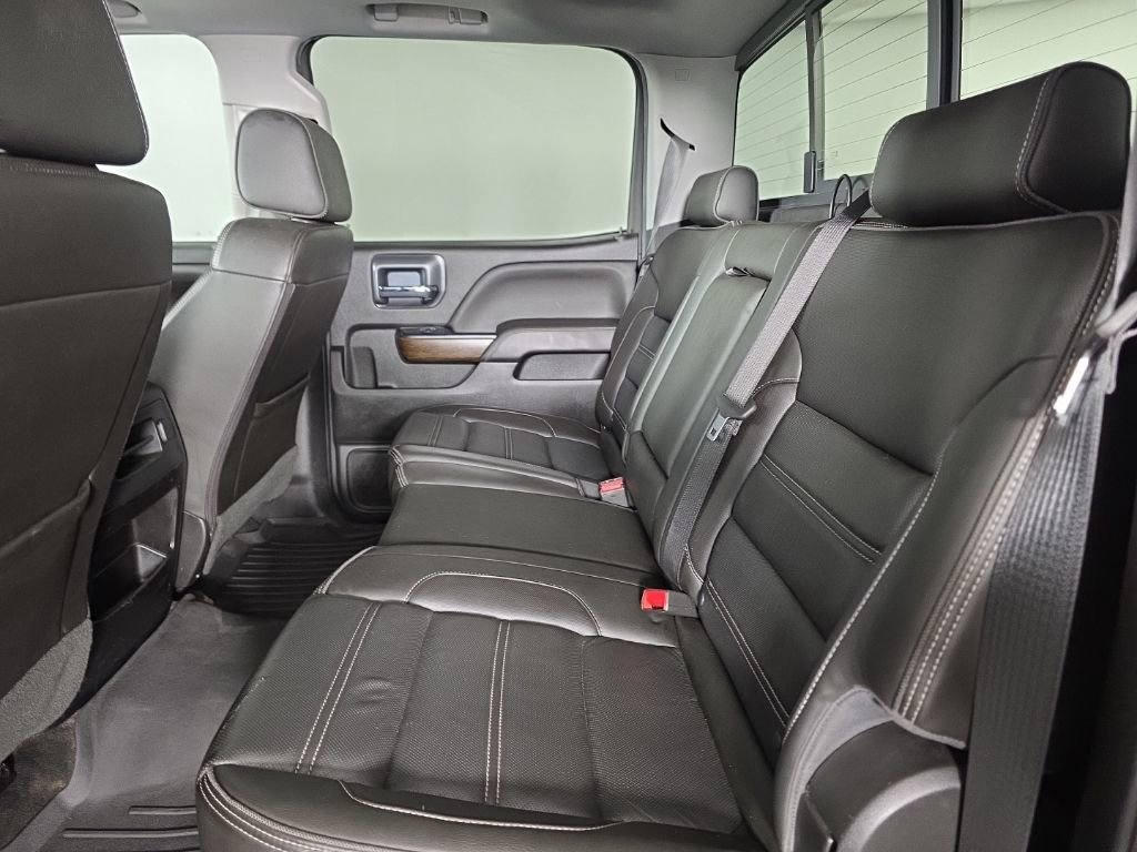 Used 2018 GMC Sierra 3500 Denali w/ Duramax Plus Package image 32