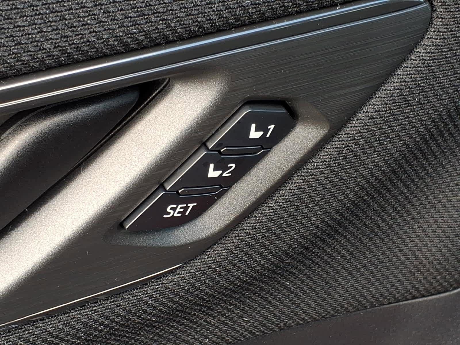 New 2026 Subaru Outback Limited AWD/4WD image 23