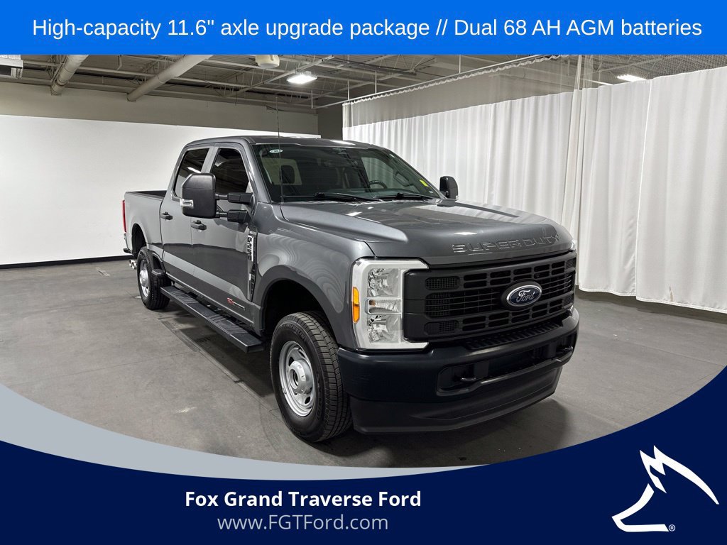 Used 2023 Ford F250 XL AWD/4WD image 3