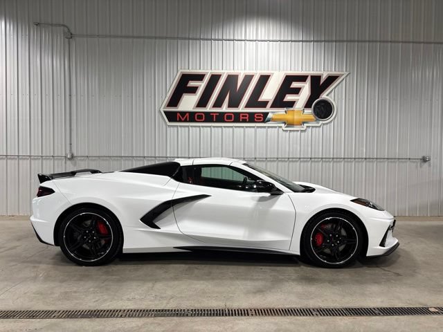 Used 2024 Chevrolet Corvette Stingray Premium Conv w/ Z51 Performance Package RWD image 2