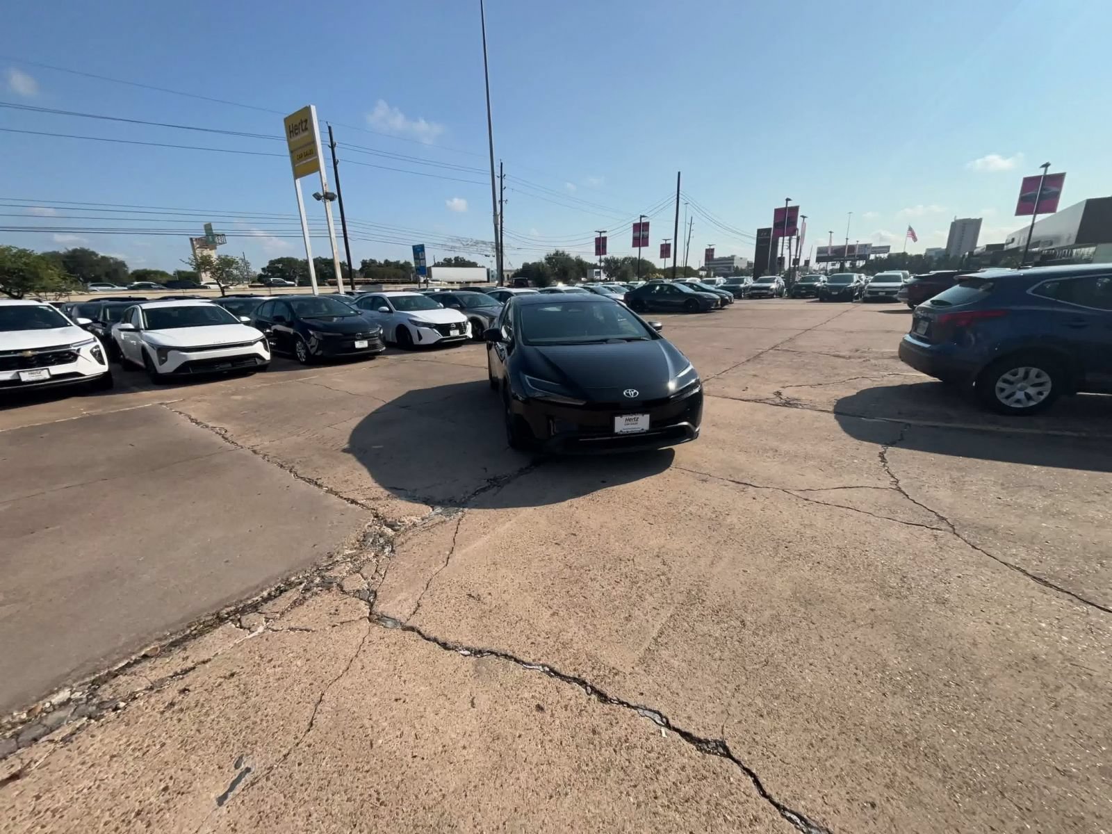 Used 2024 Toyota Prius LE FWD image 15