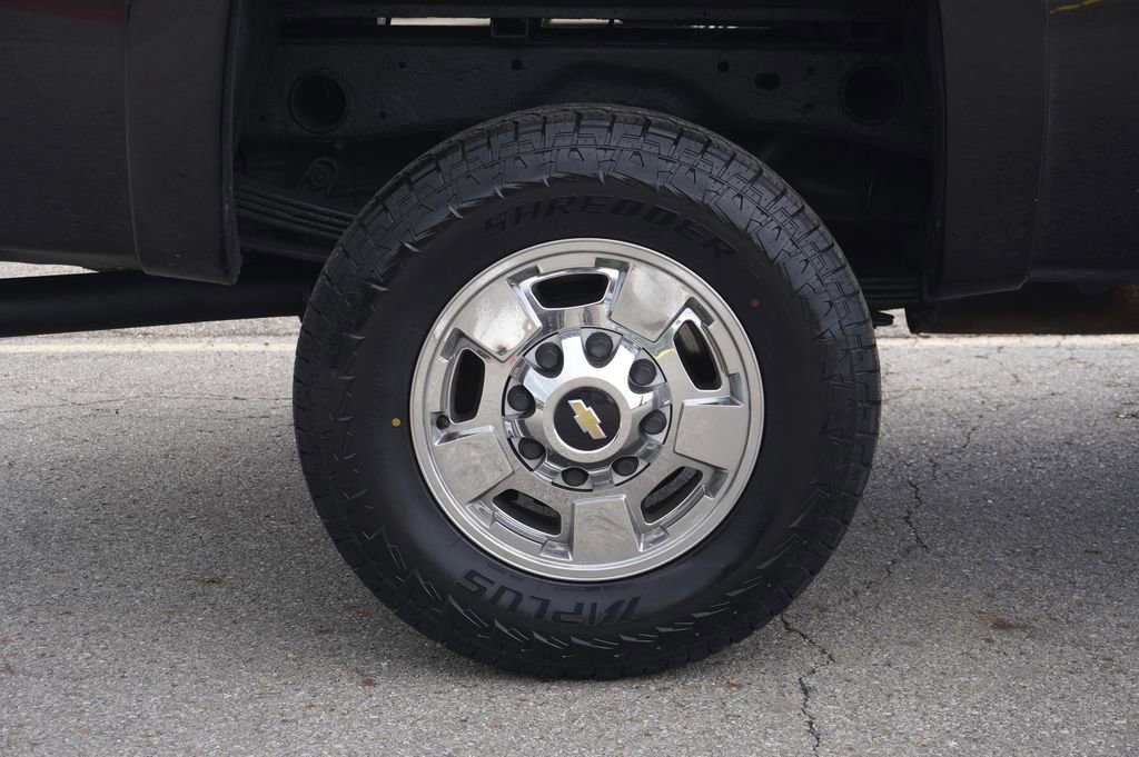 Used 2014 Chevrolet Silverado 2500 W/T w/ Snow Plow Prep Package AWD/4WD image 12