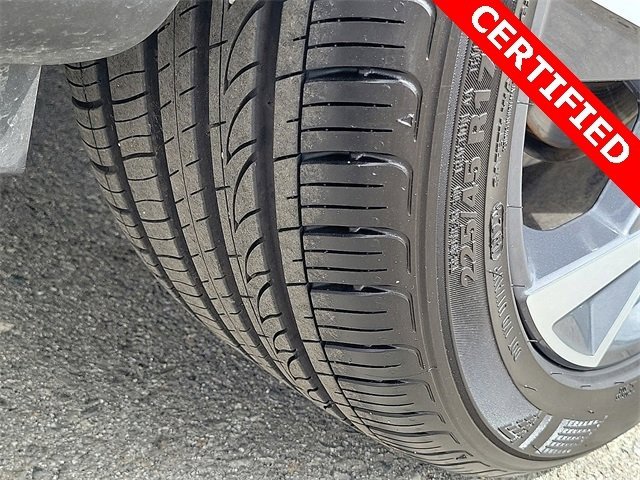 Certified 2025 Hyundai Elantra Sport image 22