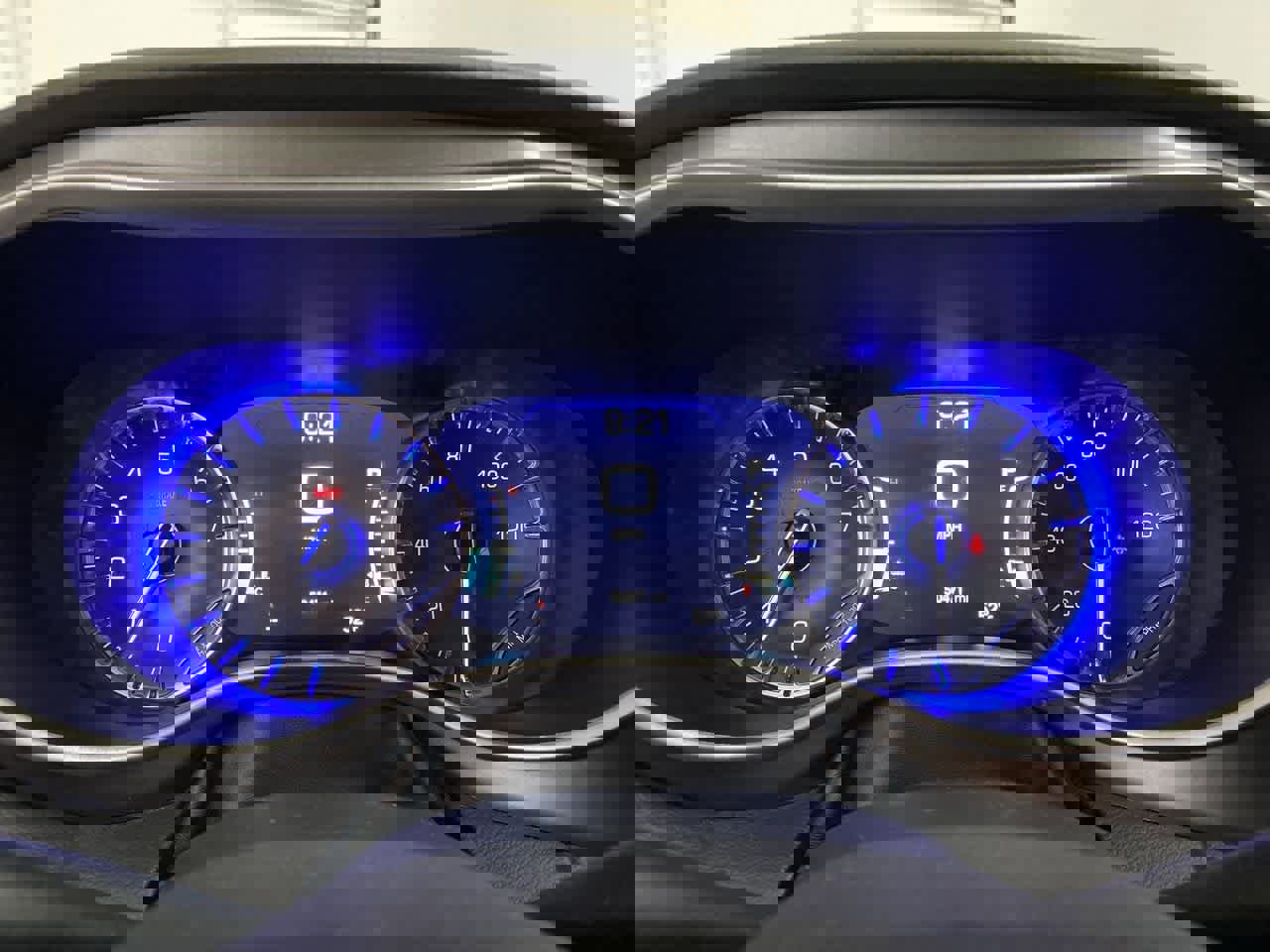 Used 2024 Chrysler Pacifica Touring-L image 27