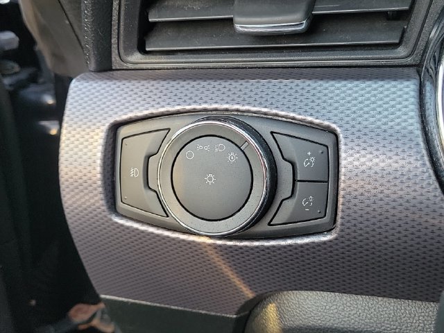 Used 2017 Ford Mustang GT RWD image 12