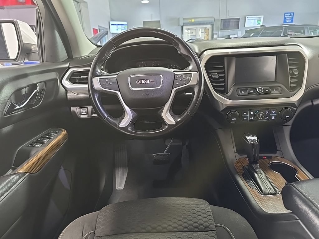 Used 2018 GMC Acadia SLE FWD image 26