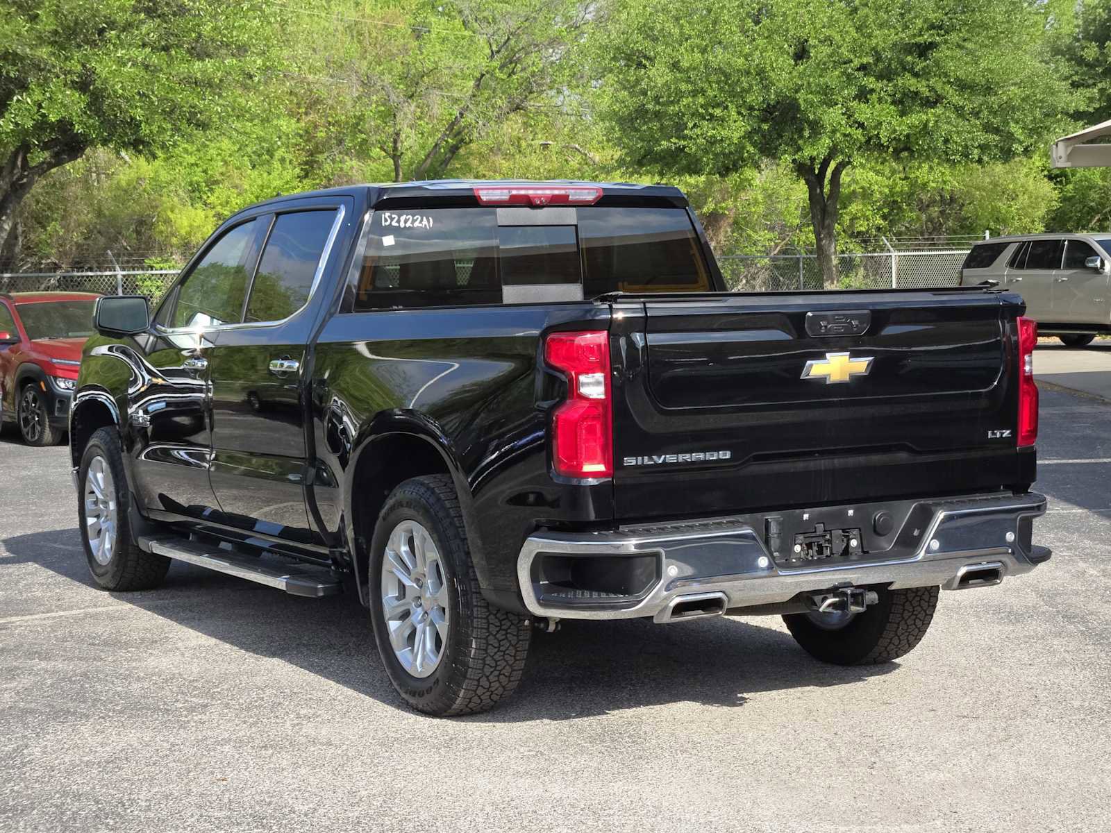 Certified 2024 Chevrolet Silverado 1500 LTZ AWD/4WD image 6