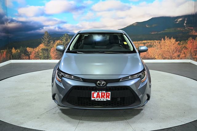 Used 2022 Toyota Corolla LE image 3