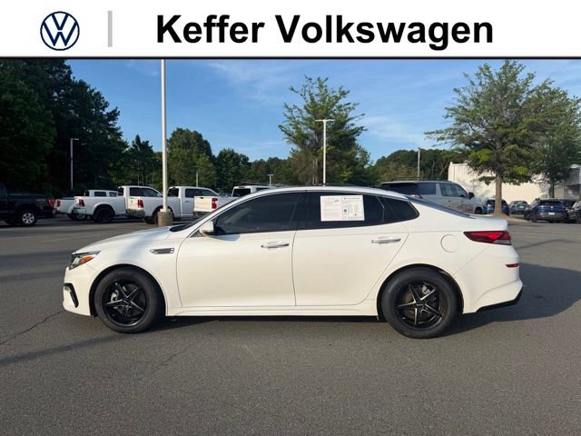 Used 2019 Kia Optima EX w/ EX Premium Package FWD image 2