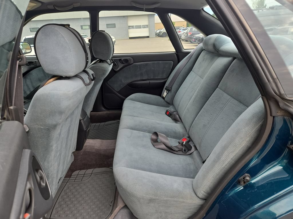 Used 1995 Subaru Legacy L AWD/4WD image 15