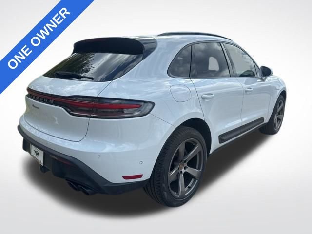 Used 2022 Porsche Macan image 2