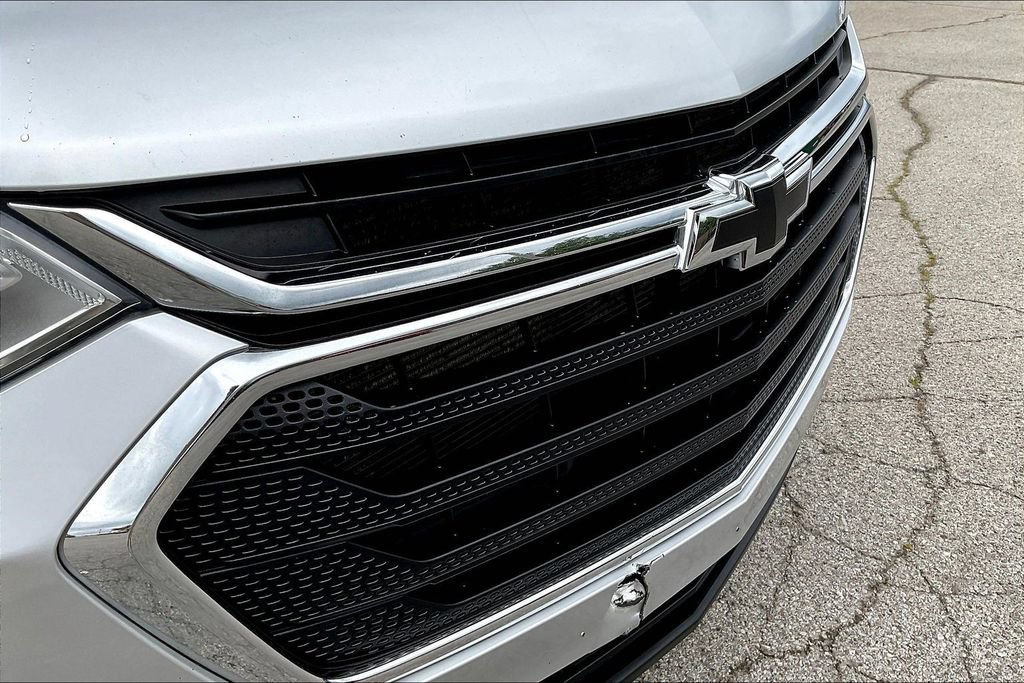 Used 2020 Chevrolet Traverse LS FWD image 26