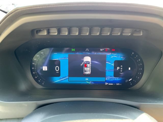 Used 2025 Volvo XC90 B5 Ultra w/ Protection Package Premier AWD/4WD image 30
