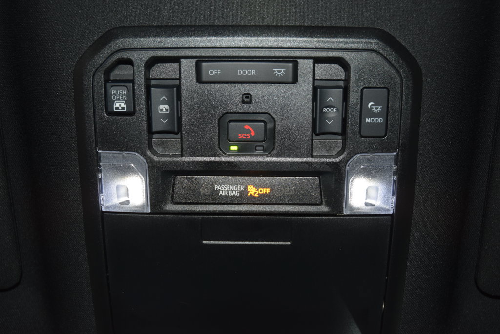 Used 2024 Toyota Tundra Platinum AWD/4WD image 45