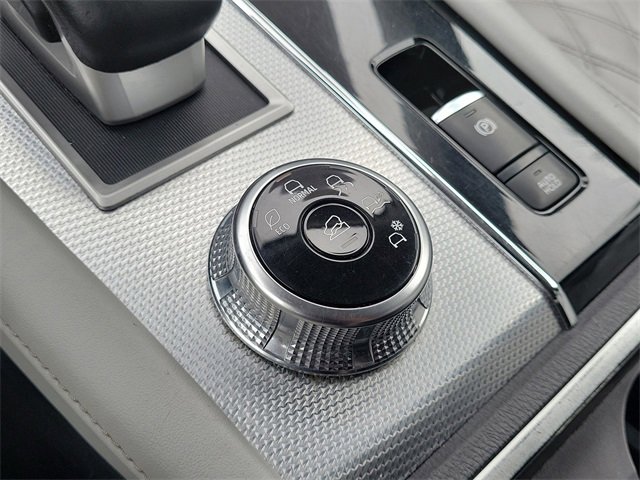 Used 2022 Mitsubishi Outlander SEL image 23