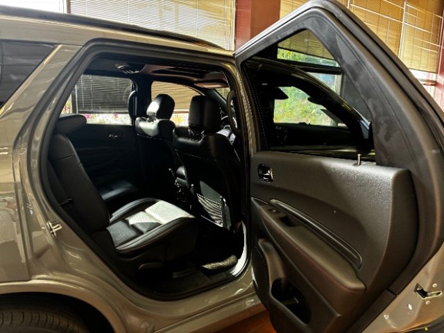 Used 2023 Dodge Durango R/T image 34