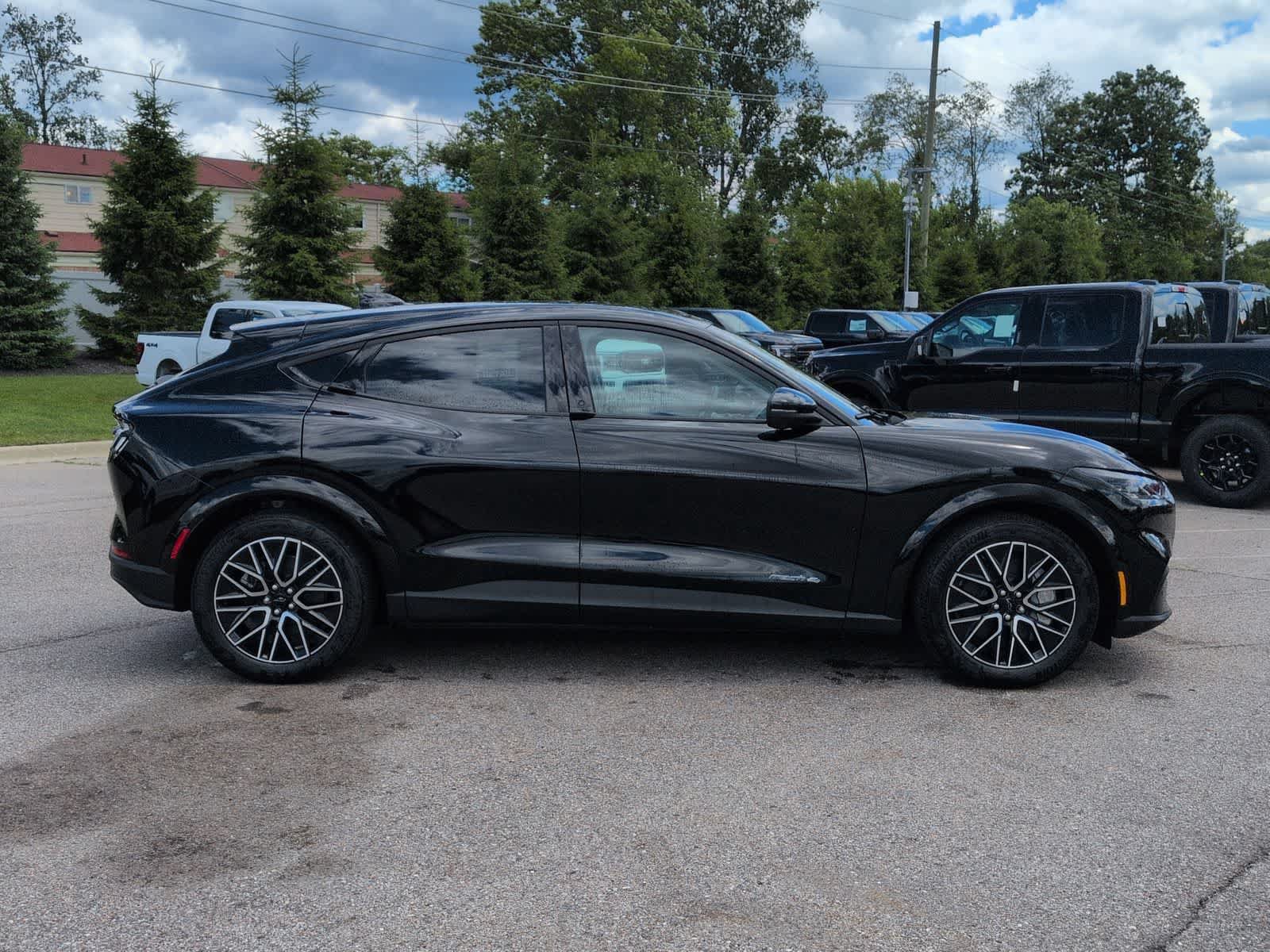 New 2026 Ford Mustang Mach-E Premium w/ Technology Package AWD/4WD image 9