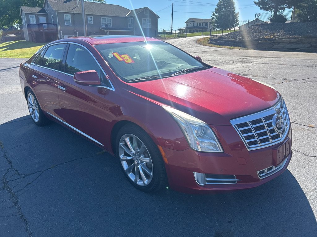 Used 2013 Cadillac XTS Luxury AWD/4WD image 4