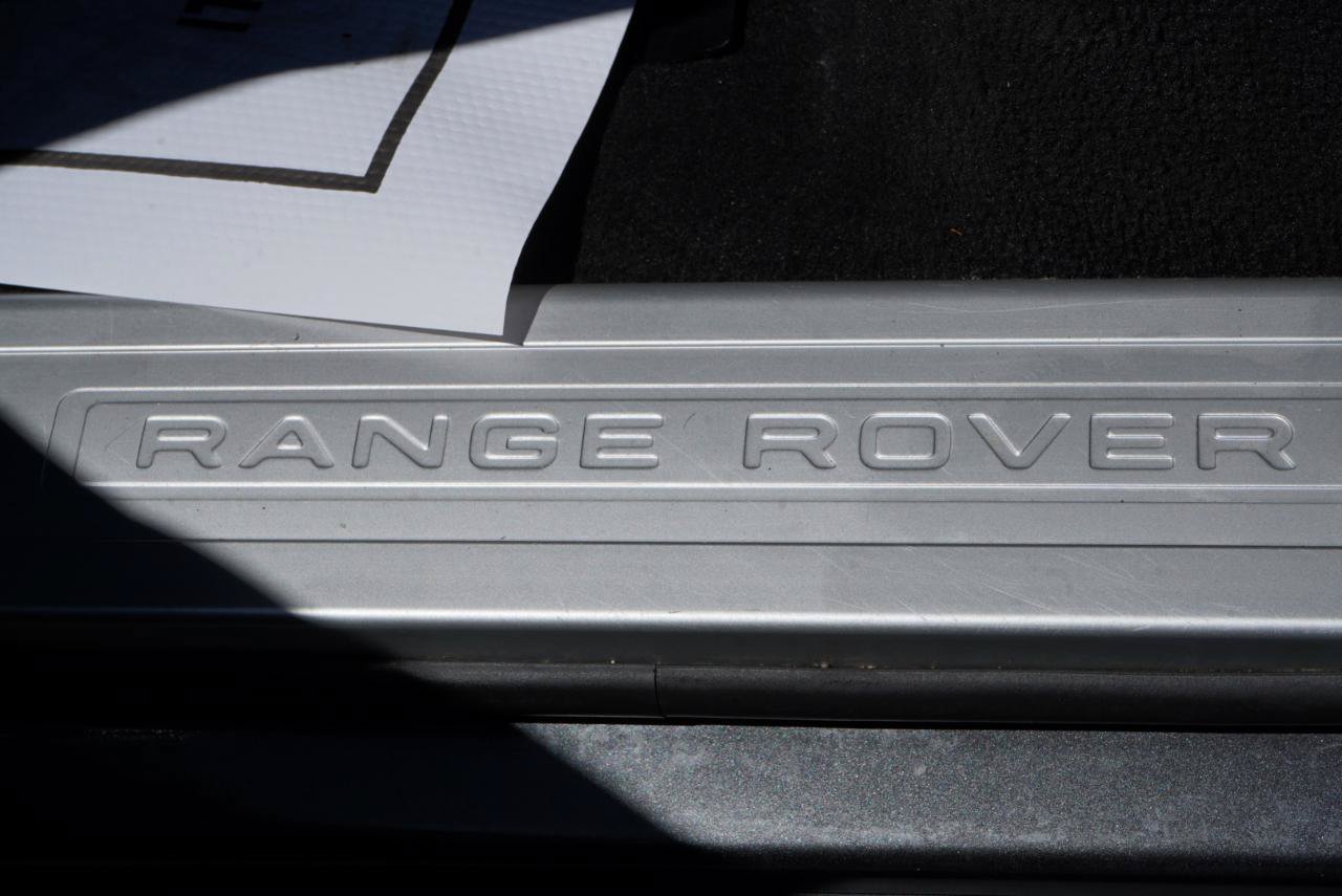 Used 2019 Land Rover Range Rover Sport Supercharged AWD/4WD image 18