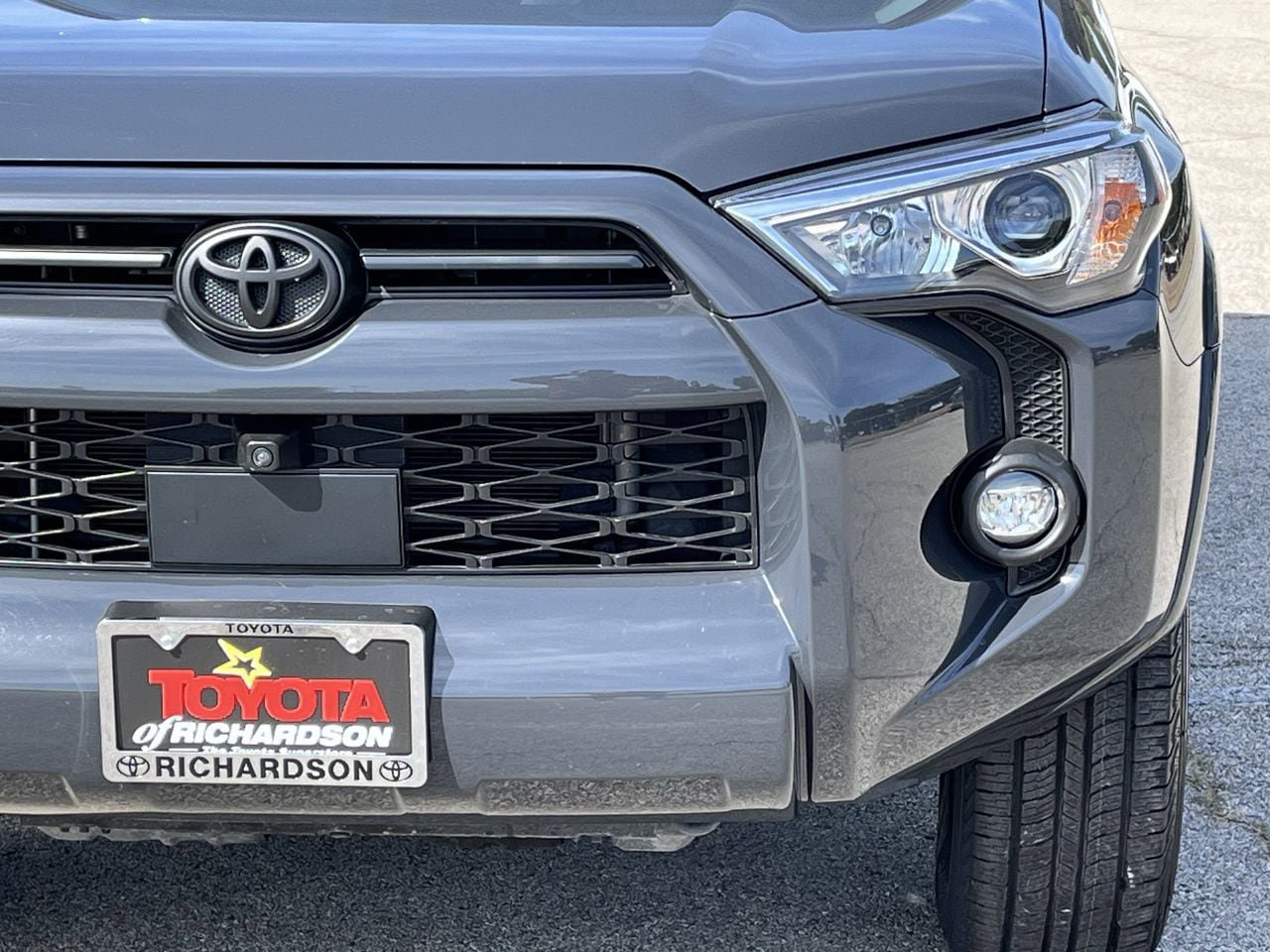 Used 2024 Toyota 4Runner SR5 Premium w/ Moonroof Package AWD/4WD image 8