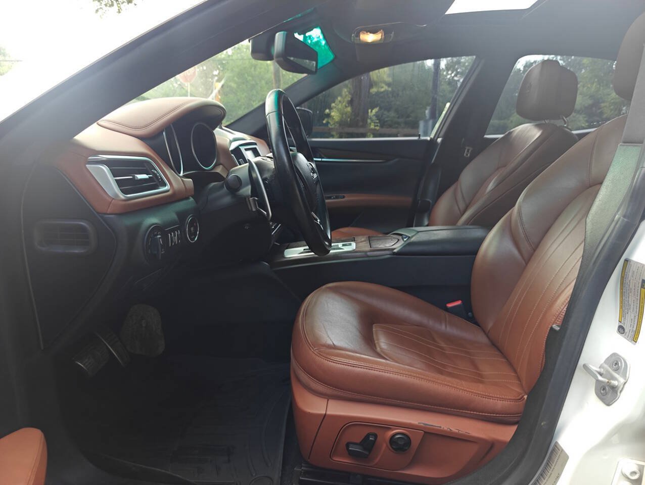 Used 2016 Maserati Ghibli S Q4 AWD/4WD image 14