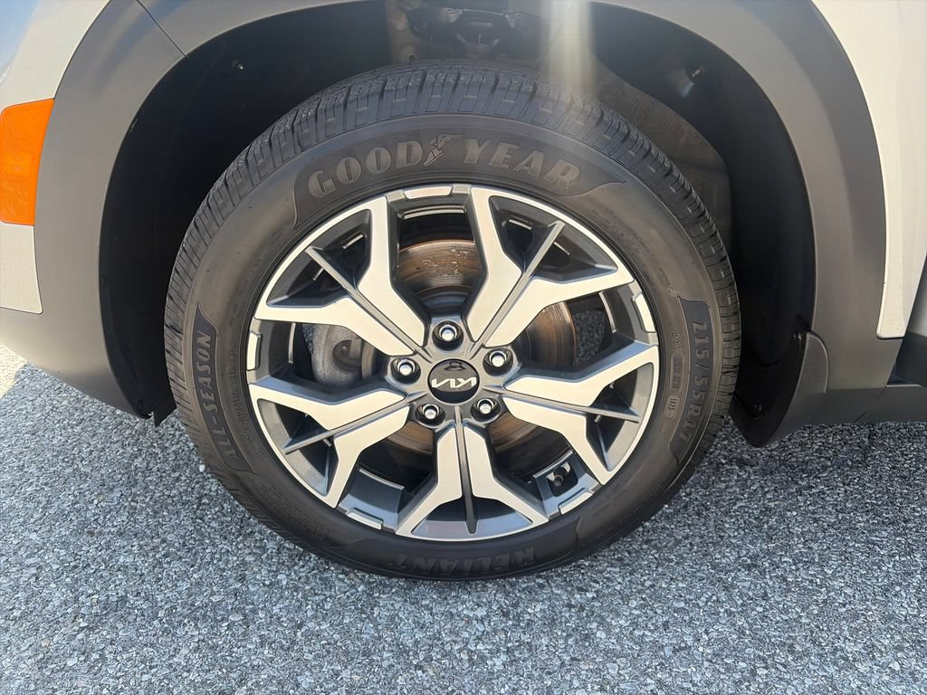 Used 2022 Kia Seltos EX AWD/4WD image 36