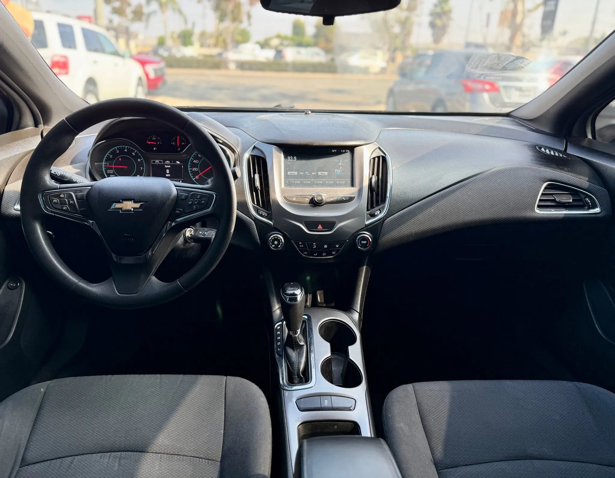 Used 2018 Chevrolet Cruze LT w/ RS Package image 13