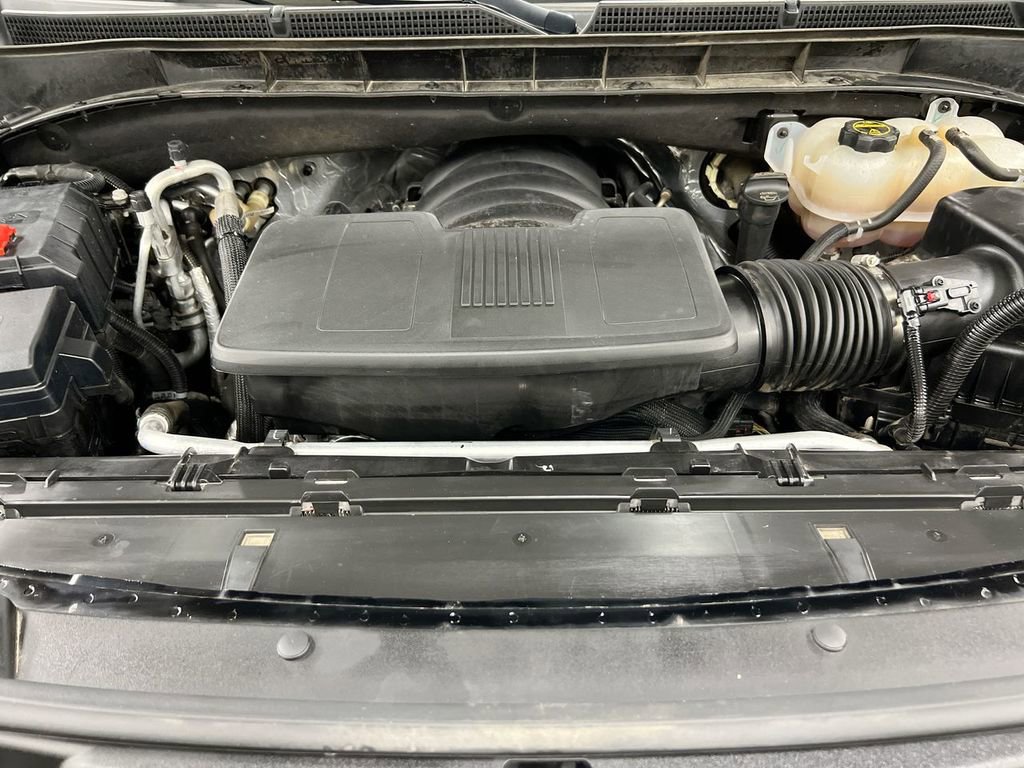 Used 2024 GMC Yukon XL SLT image 25