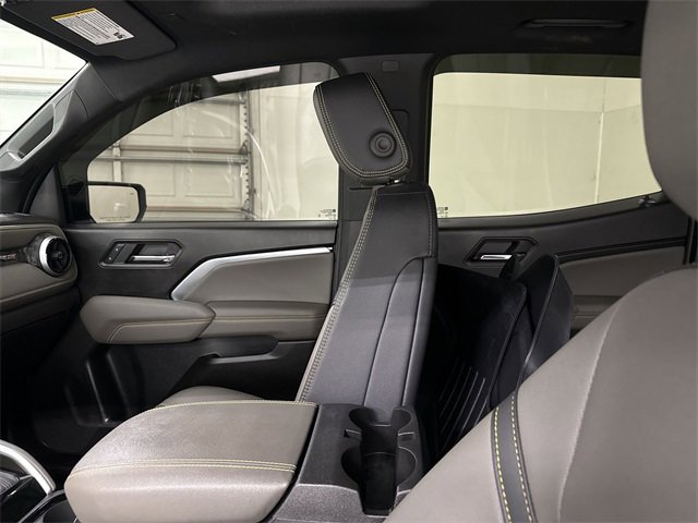 Used 2024 Chevrolet Colorado ZR2 w/ ZR2 Convenience Package III image 16