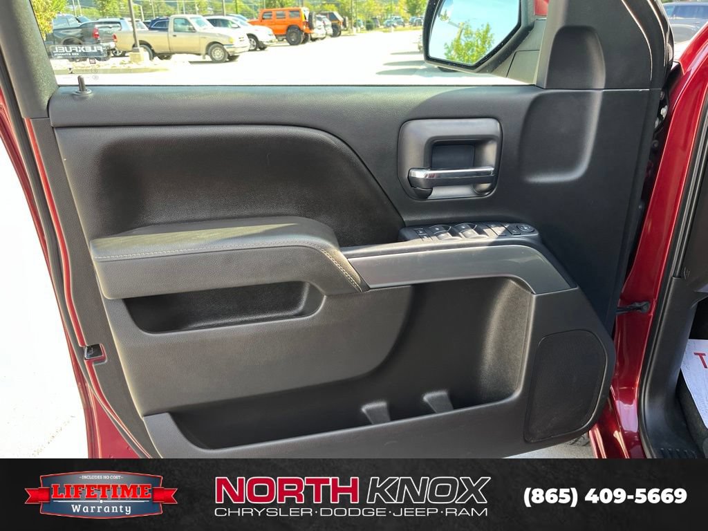 Used 2017 Chevrolet Silverado 1500 LT w/ All Star Edition AWD/4WD image 5